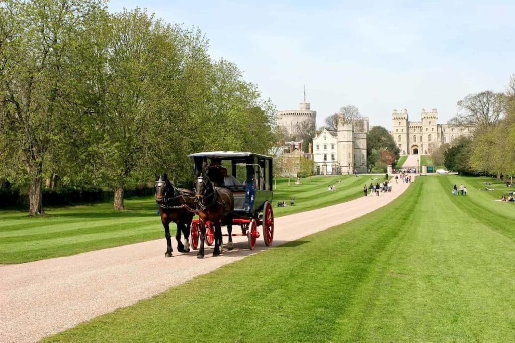 Beautiful Windsor 2 Bed, Perfect Location, 5 Mins Walk To Centre, Free Parking, Legoland, Ascot Apartment ภายนอก รูปภาพ