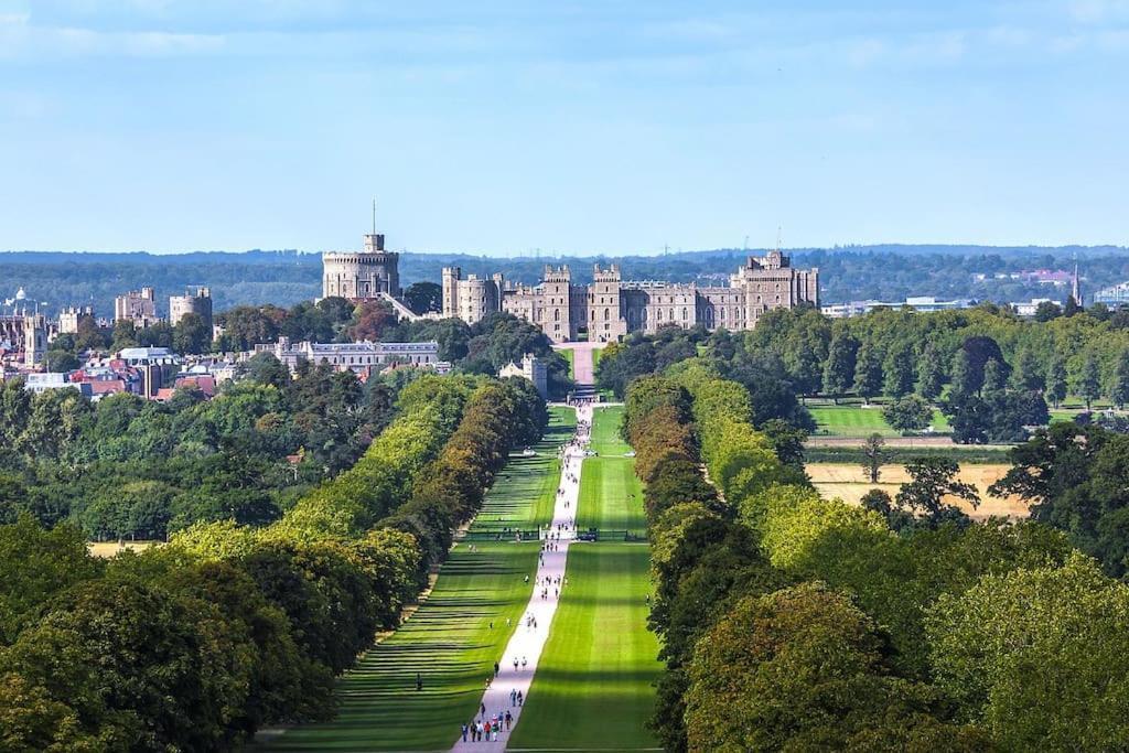 Beautiful Windsor 2 Bed, Perfect Location, 5 Mins Walk To Centre, Free Parking, Legoland, Ascot Apartment ภายนอก รูปภาพ