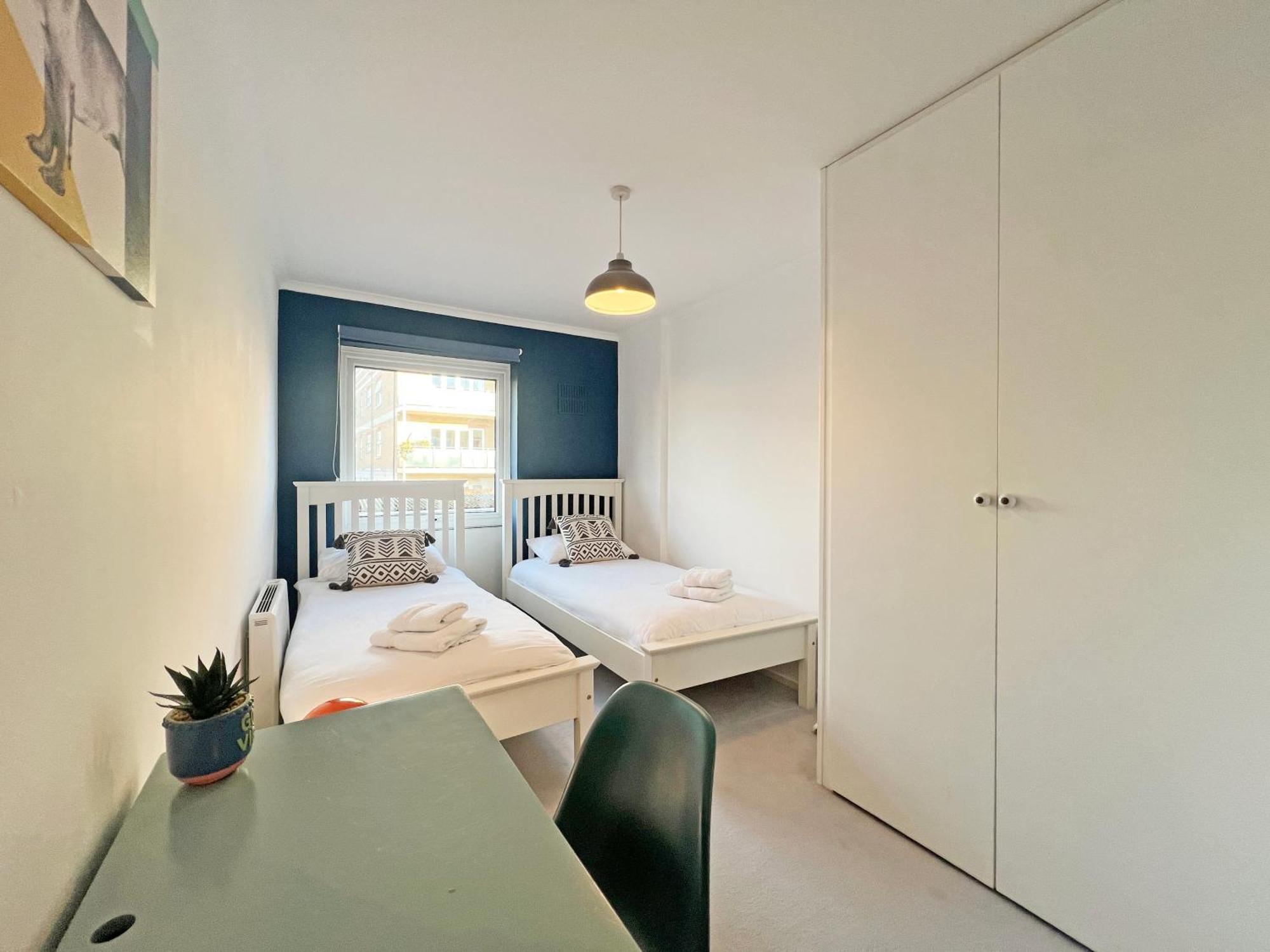 Beautiful Windsor 2 Bed, Perfect Location, 5 Mins Walk To Centre, Free Parking, Legoland, Ascot Apartment ภายนอก รูปภาพ